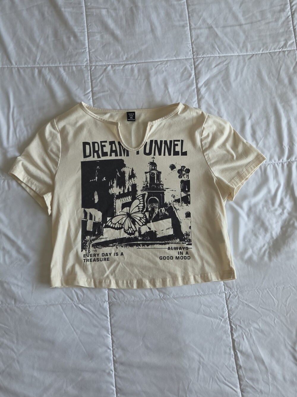 SHEIN Cream Graphic 'Dream Tunnel' Crop Tee